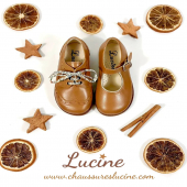✨LIVRAISON OFFERTE avec le code: 10ANS (valable en France ✨ métropolitaine)
Les Gabriel et Louise RÉSISTANTES LUCINE 
• NOMBREUSES COULEURS 
• 2 Lacets standards + 2 cordons LIBERTY OFFERTS filles ou garçons 
• En vente sur www.chaussureslucine.com rubrique chaussures enfants
• Guide pointure directement sur la page de chaque produit et sur notre NOUVELLE APPLICATION POINTURES: https://lucine.cloud
#chaussureslucine #tenuedenoel #chaussures #lucine #chaussuresfilles #chaussuresfille #chaussuresenfant #retrostyle #vintagestyle #babyshoes #kidsshoes #girlsstyle #lookfille #looknoel #noel #chaussuresnoel #modefille #modeenfant #babyfashion #kidsstyle #kidsfashion #kidslook #cuir #babybrand  #chaussuresdorees #kidsbrand #frenchbrand #marquefrancaise
